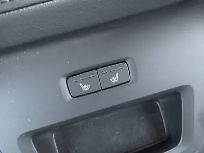 Photo 19 Volvo V60  B4 197 ch Geartronic 8