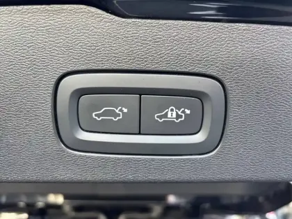 Photo 35 Volvo V60  B4 197 ch Geartronic 8