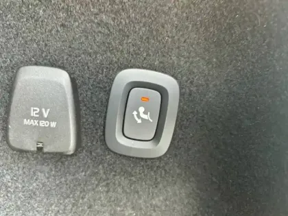 Photo 34 Volvo V60  B4 197 ch Geartronic 8