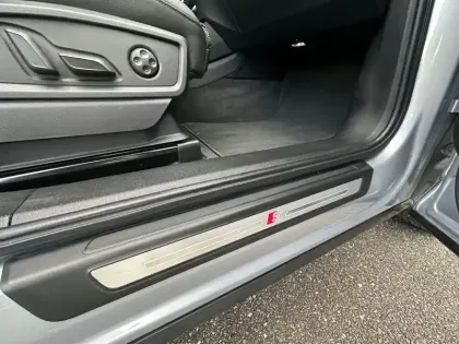 Photo 25 Audi Q5  55 TFSIe 367 S tronic 7 Quattro