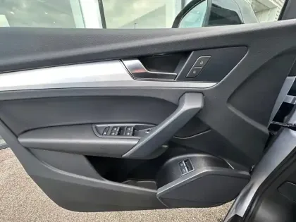 Photo 31 Audi Q5  55 TFSIe 367 S tronic 7 Quattro