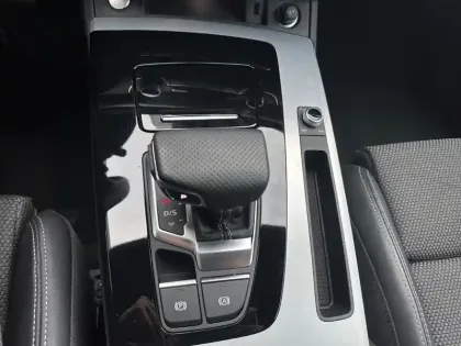 Photo 46 Audi Q5  55 TFSIe 367 S tronic 7 Quattro