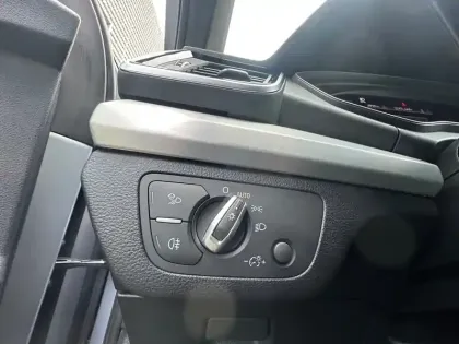 Photo 33 Audi Q5  55 TFSIe 367 S tronic 7 Quattro