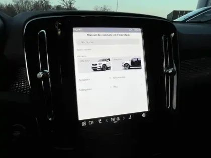 Photo 27 Volvo Xc40  B3 163 ch DCT7