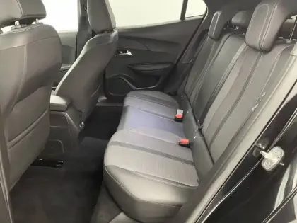 Photo 14 Peugeot 2008  BlueHDi 130 S&S EAT8