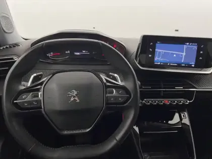 Photo 52 Peugeot 2008 Gén. II Ph1 NG Allure 5