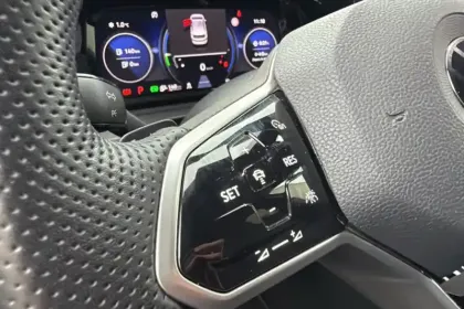 Photo 20 Volkswagen Golf  1.4 Hybrid Rechargeable OPF 245 DSG6