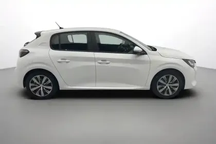 Photo 38 Peugeot 208  PureTech 75 S&S BVM5