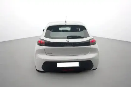 Photo 36 Peugeot 208  PureTech 75 S&S BVM5