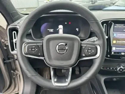 Photo 29 Volvo Xc40  Recharge 231 ch 1EDT