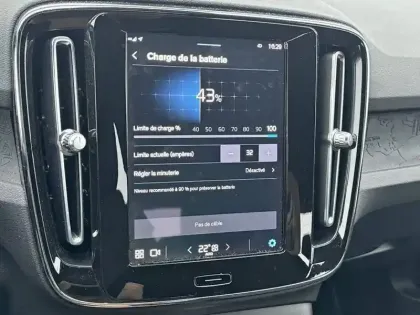 Photo 38 Volvo Xc40  Recharge 231 ch 1EDT