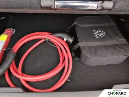 Photo 23 Peugeot 2008  Electrique 136 ch