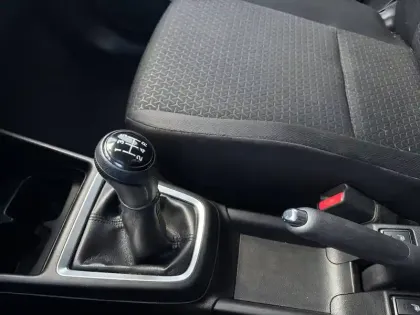 Photo 31 Suzuki Swift  1.2 Dualjet Hybrid