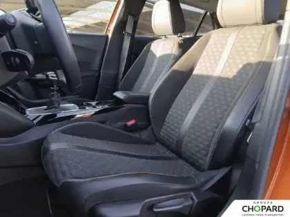 Photo 10 Peugeot 2008  BlueHDi 110 S&S BVM6