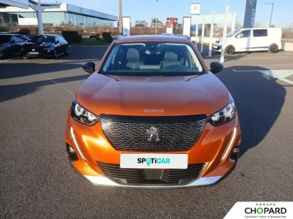 Photo 27 Peugeot 2008  BlueHDi 110 S&S BVM6