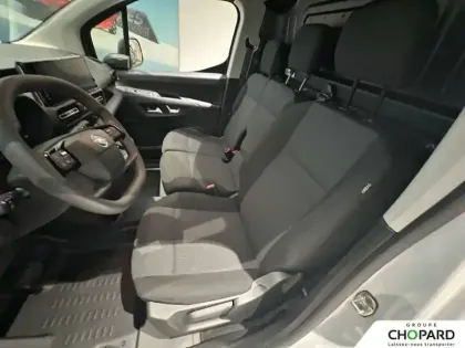 Photo 10 Opel combo  CARGO M 650 KG BLUEHDI 130 S&S EAT8