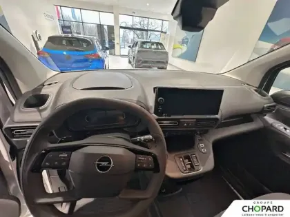 Photo 75 Opel combo  CARGO M 650 KG BLUEHDI 130 S&S EAT8