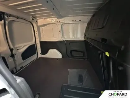 Photo 51 Opel combo  CARGO M 650 KG BLUEHDI 130 S&S EAT8