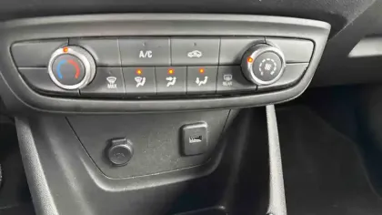 Photo 18 Opel Crossland X  1.2 Turbo 110 ch