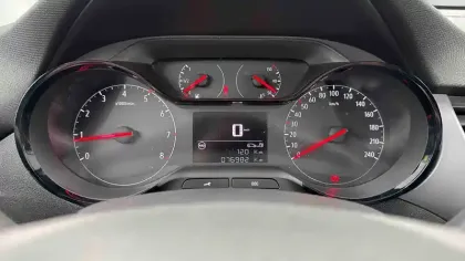 Photo 19 Opel Crossland X  1.2 Turbo 110 ch