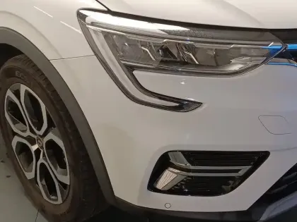 Photo 13 Renault Arkana  mild hybrid 140 EDC FAP - 22