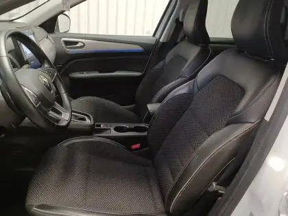 Photo 9 Renault Arkana  mild hybrid 140 EDC FAP - 22