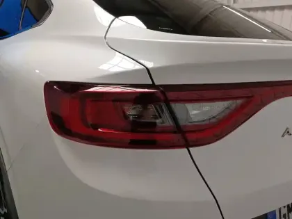 Photo 27 Renault Arkana  mild hybrid 140 EDC FAP - 22