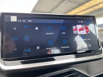 Photo 21 Peugeot 2008  Hybrid 145 e-DCS6