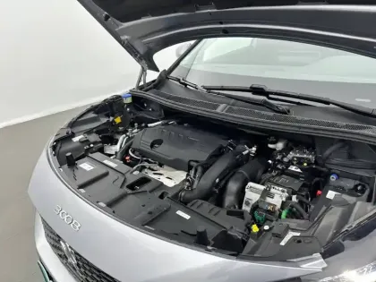 Photo 14 Peugeot 3008  Hybrid 225 e-EAT8