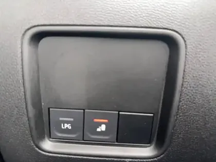 Photo 36 Dacia Duster  ECO-G 100 4x2