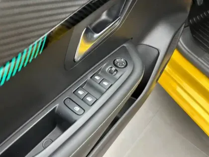 Photo 62 Peugeot 208 Gén. II Ph1 NG Allure 5