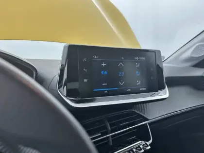 Photo 64 Peugeot 208 Gén. II Ph1 NG Allure 5