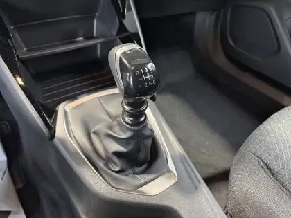 Photo 13 Peugeot 2008  100 S&S BVM6