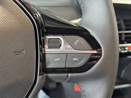 Photo 18 Peugeot 2008  100 S&S BVM6