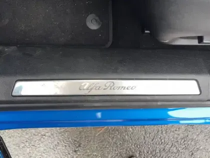 Photo 27 Alfa Romeo Tonale  1.3 Hybride Rechargeable PHEV 280ch AT6 e-Q4