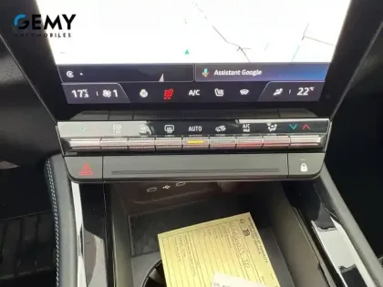 Photo 17 Renault Austral  E-Tech hybrid 200