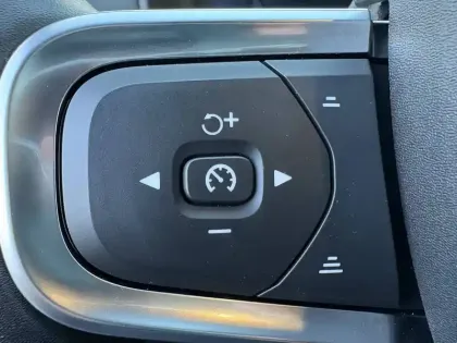 Photo 8 Volvo Xc40  B3 163 ch DCT7