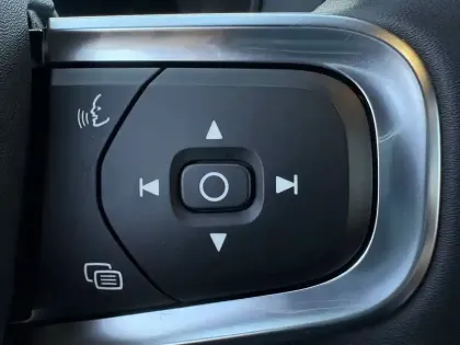 Photo 36 Volvo Xc40  B3 163 ch DCT7