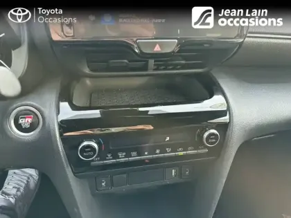 Photo 13 Toyota Yaris  Cross Hybride 116h 2WD