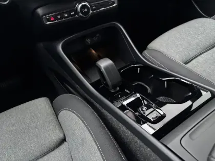 Photo 38 Volvo Xc40  B3 163 ch DCT7