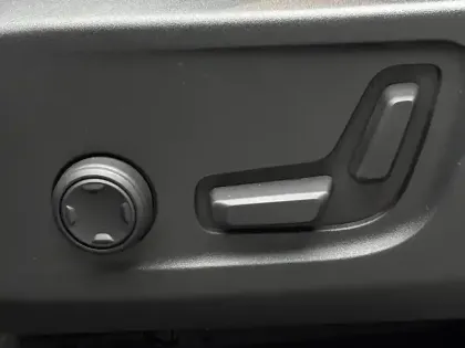 Photo 39 Volvo Xc40  B3 163 ch DCT7