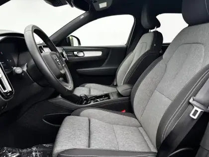 Photo 7 Volvo Xc40  B3 163 ch DCT7