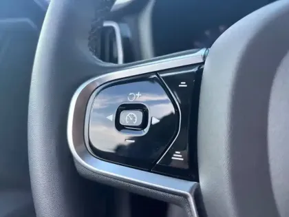 Photo 11 Volvo V60  CROSS COUNTRY B4 AWD 197 ch Geartronic 8