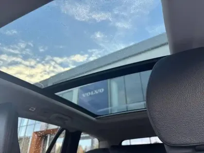 Photo 18 Volvo V60  CROSS COUNTRY B4 AWD 197 ch Geartronic 8