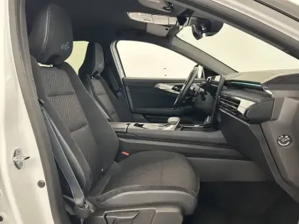 Photo 13 Renault Austral  E-Tech hybrid 200