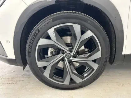 Photo 18 Renault Austral  E-Tech hybrid 200