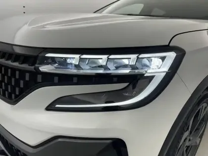 Photo 20 Renault Austral  E-Tech hybrid 200