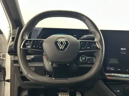 Photo 14 Renault Austral  E-Tech hybrid 200