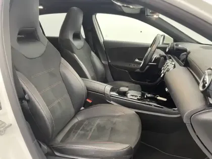 Photo 57 Mercedes Classe A  250 e 8G-DCT