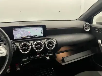 Photo 91 Mercedes Classe A  250 e 8G-DCT